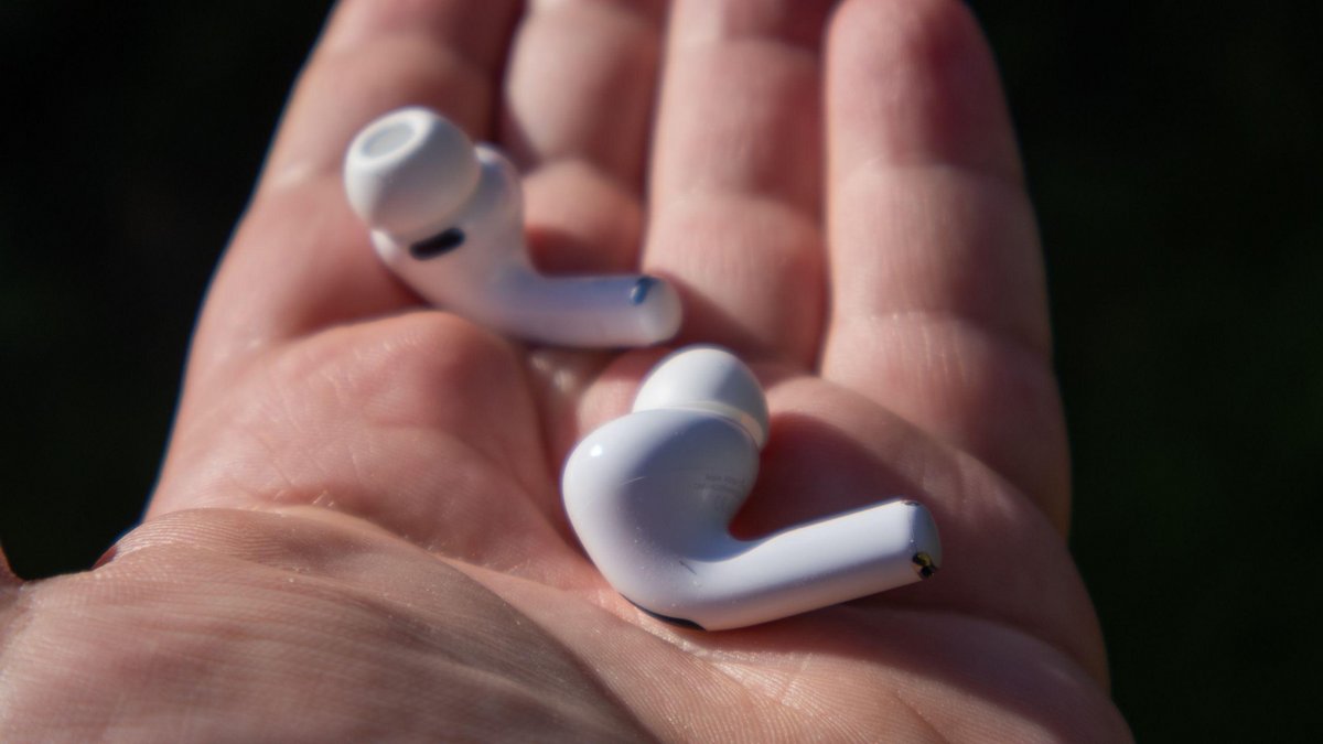 AirPods Ultra в разработке: слухи о наушниках Apple с искусственным интеллектом и камерой