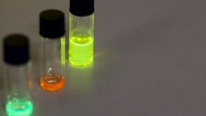 Суд Германии запретил TCL называть телевизоры QLED: маркетинг под давлением