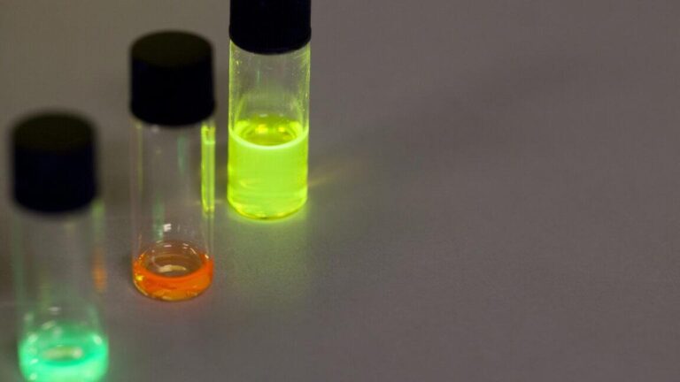 Суд Германии запретил TCL называть телевизоры QLED: маркетинг под давлением