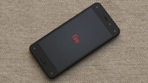 Amazon возвращается на рынок смартфонов с устройством на базе ИИ