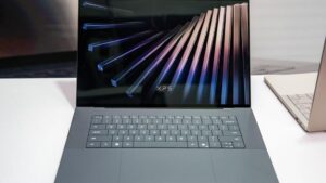 Рекорд автономности: Dell XPS 16 с экраном LG и Intel Panther Lake победил MacBook