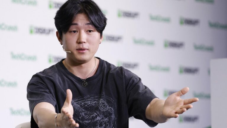 Основатель Cluely признался, что публично врал о выручке компании