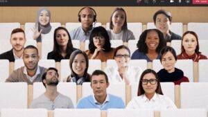 Microsoft отключает Together Mode в Teams: виртуальные залы заседаний уходят в прошлое