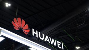 Huawei заявила о планах выпускать передовые чипы к 2031 году