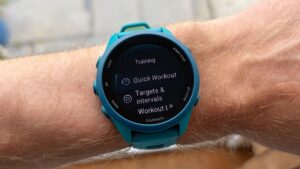 Протестировал Quick Workout на Garmin Forerunner 170: цели оказались слишком жёсткими