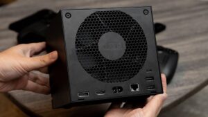 Valve завезла в США 50 тонн игровых консолей за два дня