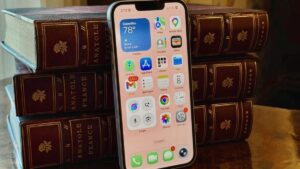 Как вернуть старую кнопку отключения будильника на iPhone