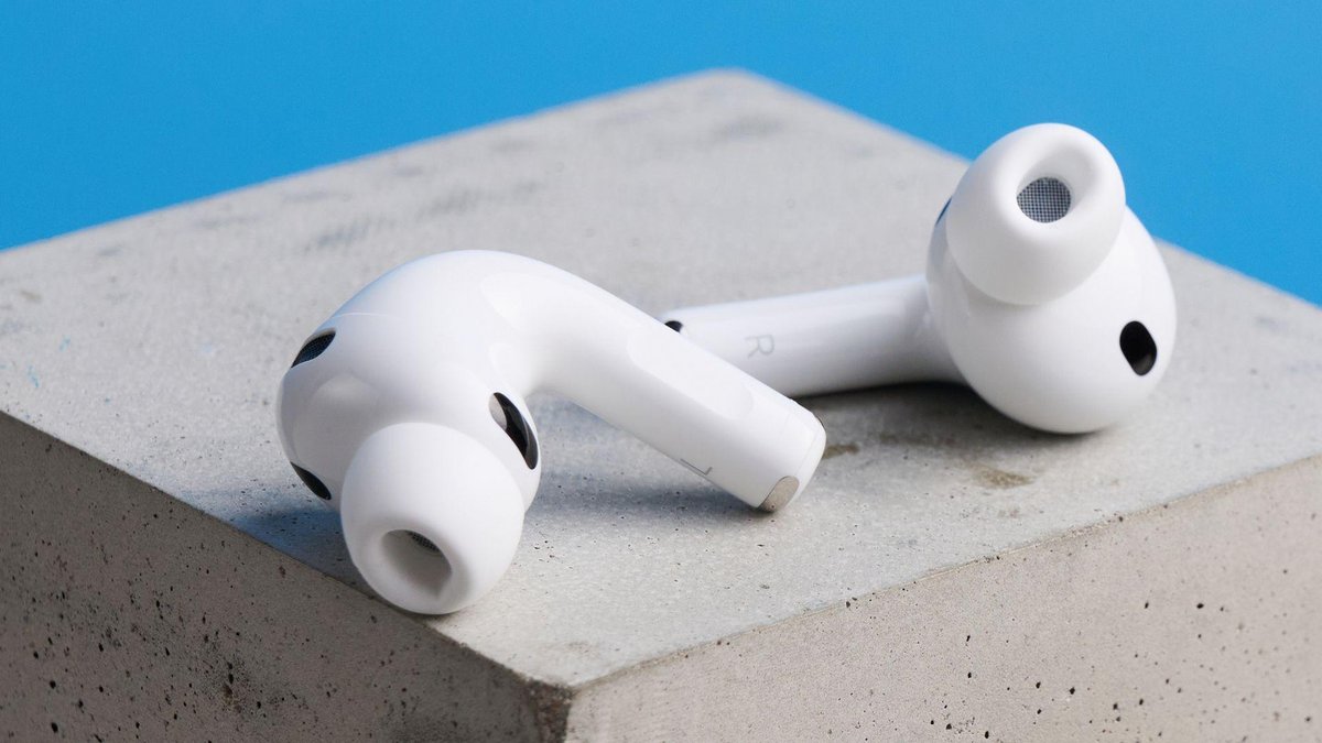 AirPods Ultra с камерами почти готовы: 4 ключевые функции