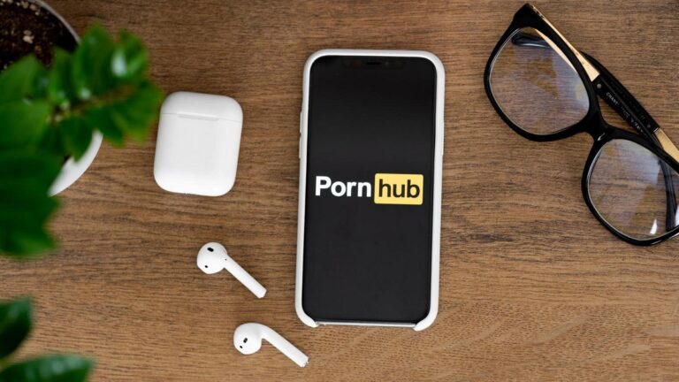 Pornhub снова доступен в Великобритании для пользователей, подтвердивших возраст через iPhone