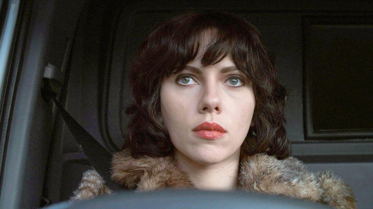 На Netflix появился мрачный фантастический хит Скарлетт Йоханссон — один из лучших фильмов века
