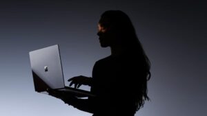 Microsoft Surface Laptop Ultra: первый реальный конкурент MacBook Pro